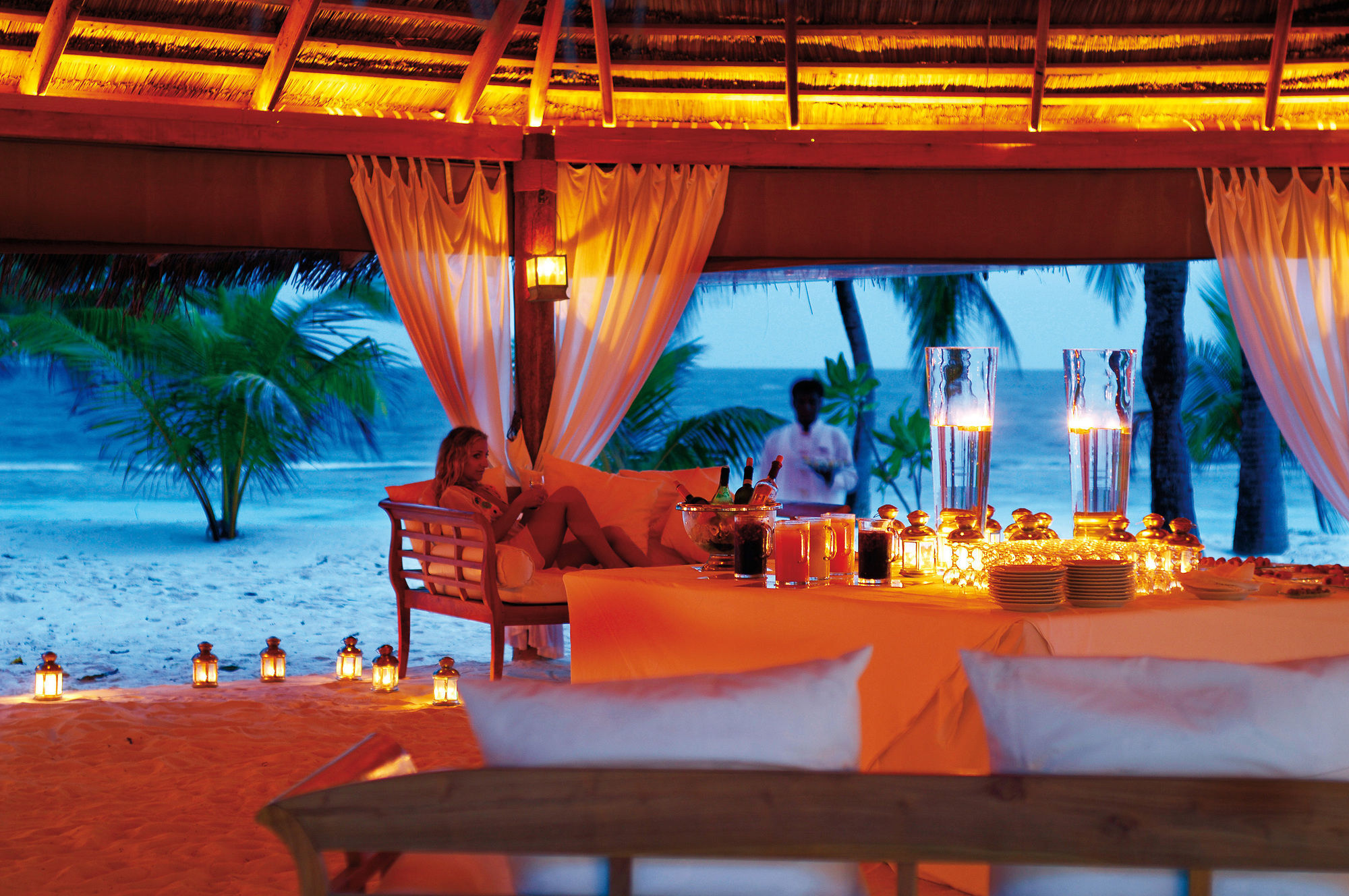 Diamonds Athuruga Beach & Water Villas Ngoại thất bức ảnh